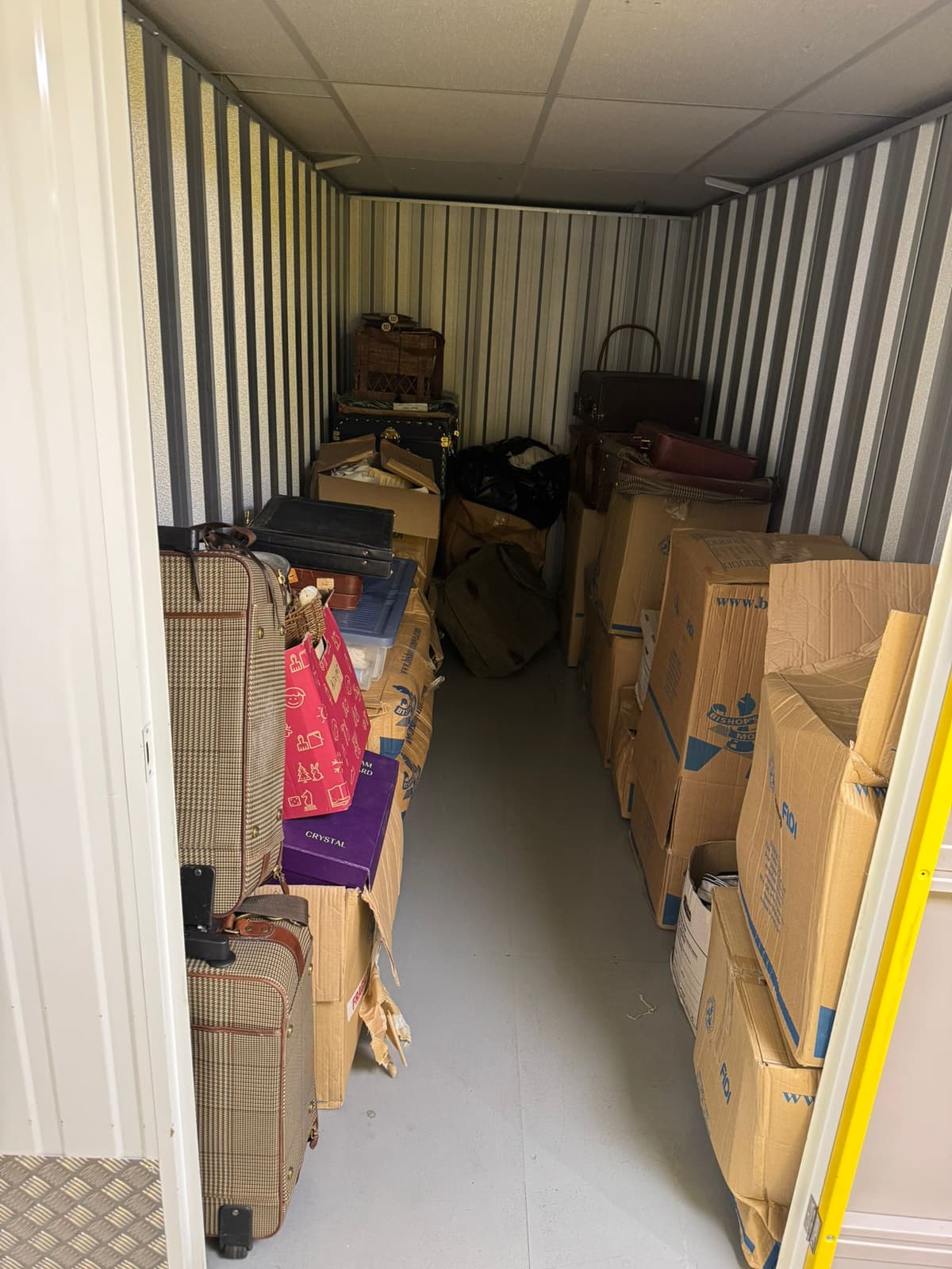 How to Pack Fragile Items for Moving: Professional Tips