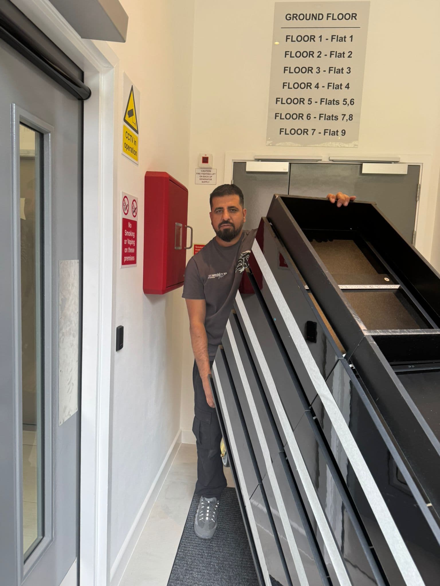 London Removal Company Van β Metro City Moves London Man & Van Service