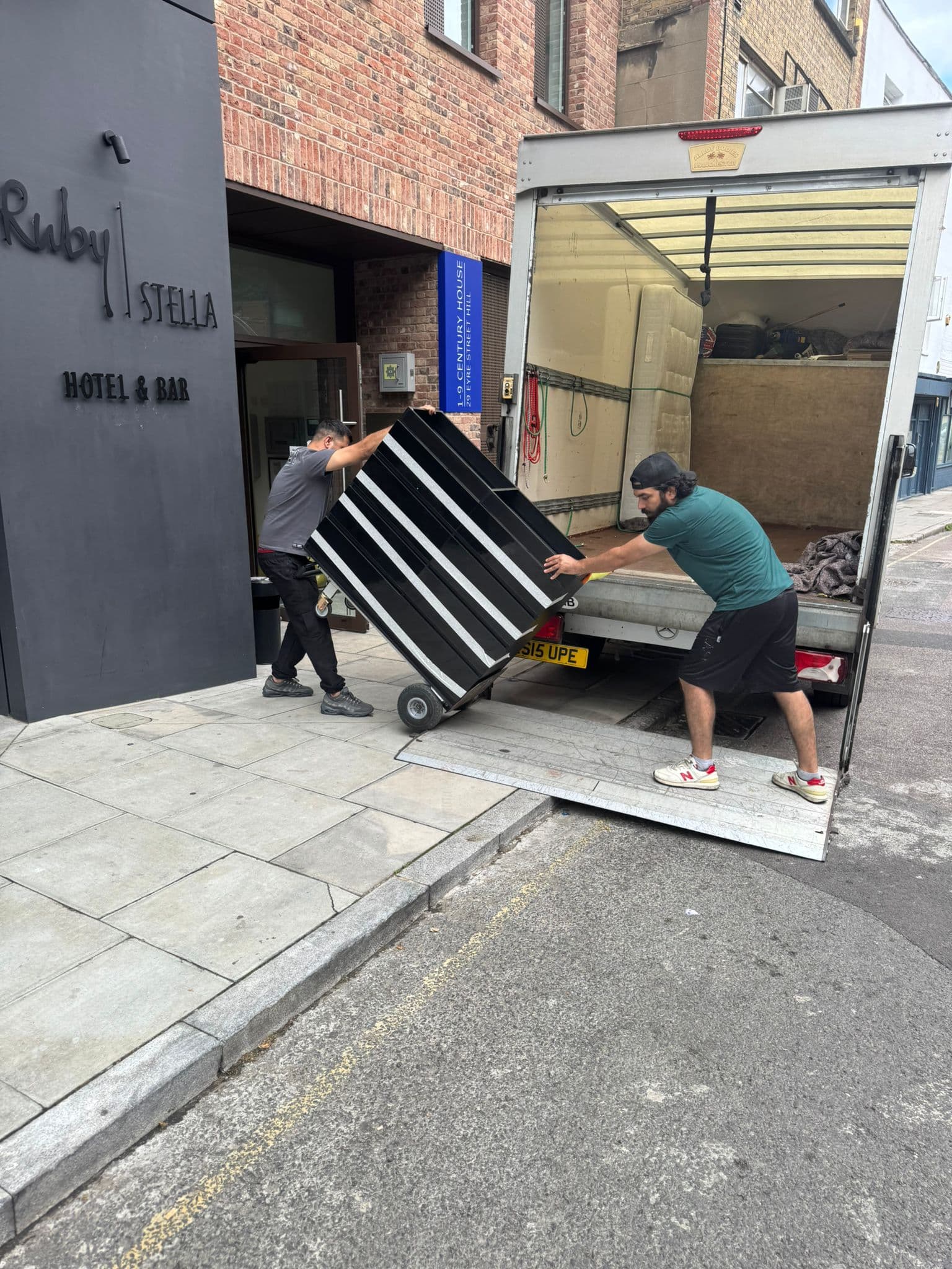 Office Relocation London β Metro City Moves London Office Relocation Service